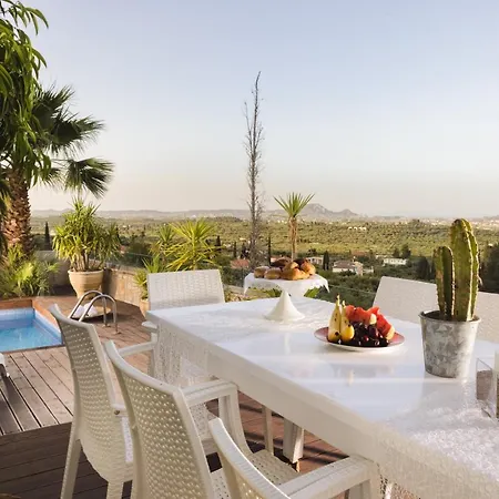 Ark Luxury & Private Villa